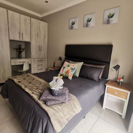Utopia Guest House 알버톤 외부 사진